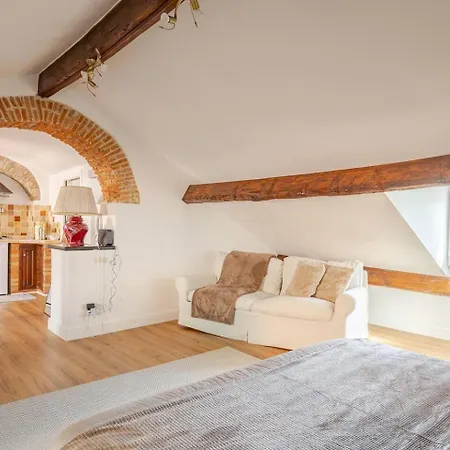 Mansarda Margot Parking Included * Sanremo