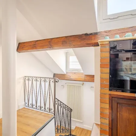 Apartment Mansarda Margot Parking Included *